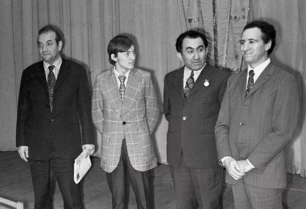 Советские шахматисты