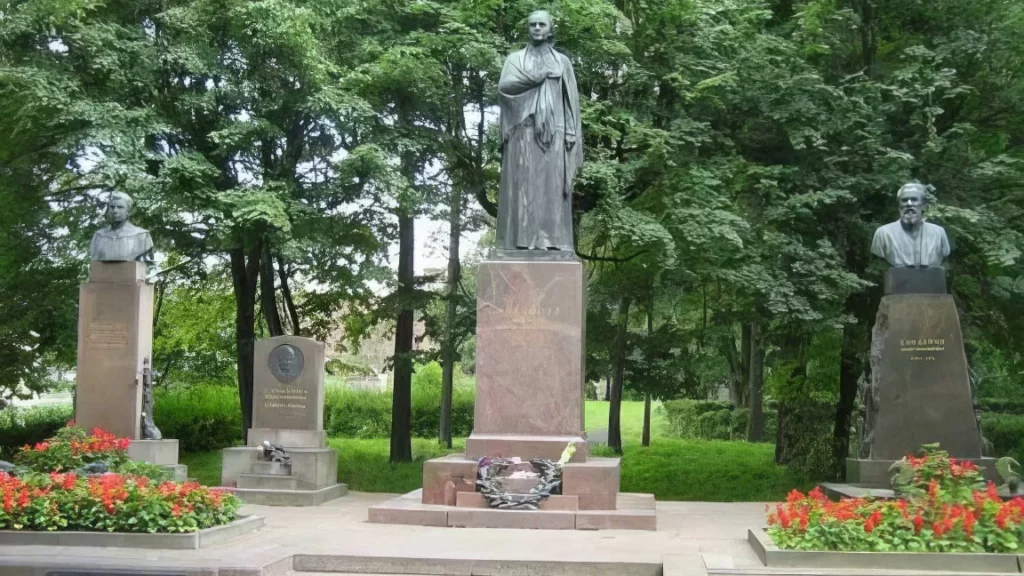 Семейное захоронение Ульяновых