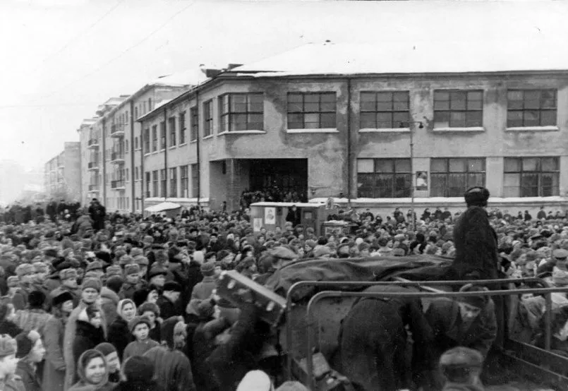 Казнь в Ленинграде Казнь нацистов в Ленинграде