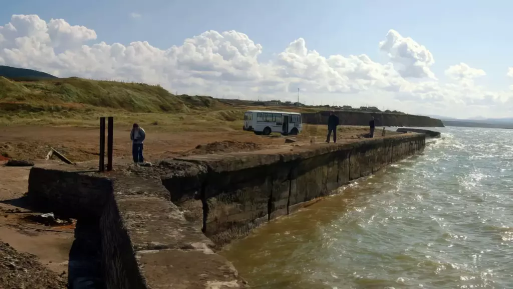 Село Ильинское на Пояске Татарский пролив у Пояска