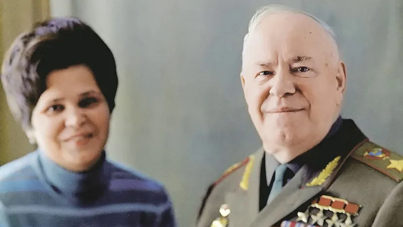 Жуков с женой Жуков с женой