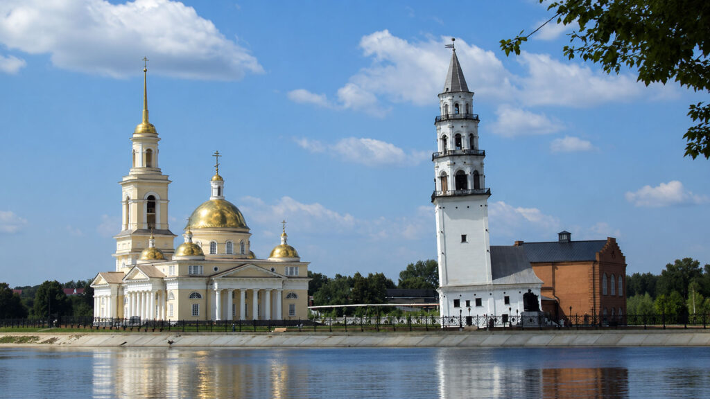 Невьянская башня